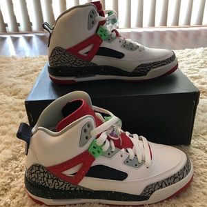 Jordan Spizike BG Size 6Y